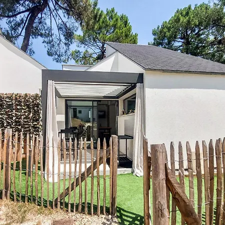 Casa vacanze 2 Bedroom Awesome In Meschers-sur-Gironde