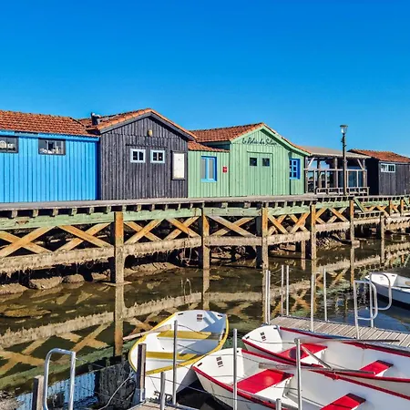 2 Bedroom Awesome In *